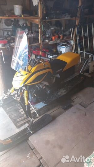 Поодаю снегоход Dingo T150