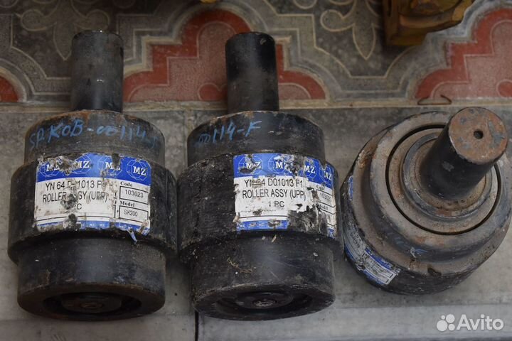 Каток YN64D01013 F1 103023