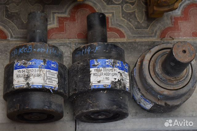 Каток YN64D01013 F1 103023