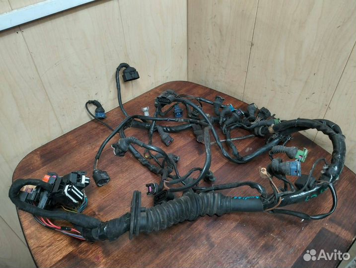 Подкапотная проводка Audi A6 C5 2.8