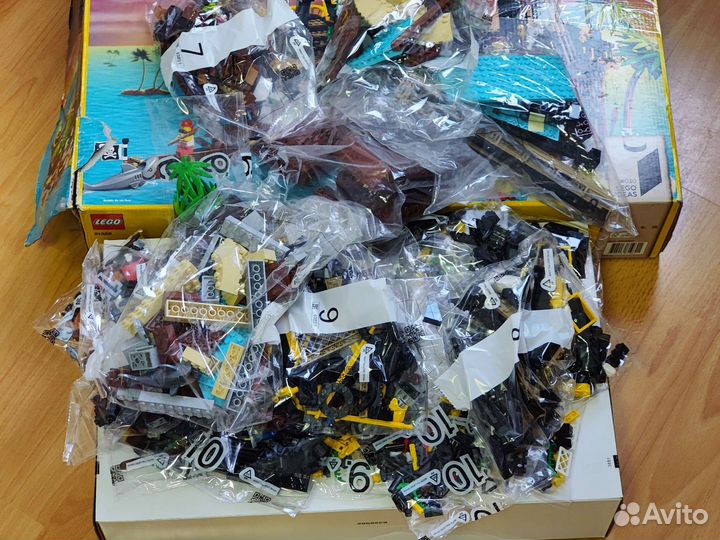 Новый Lego 21322 ideas Пираты Залива Барракуды