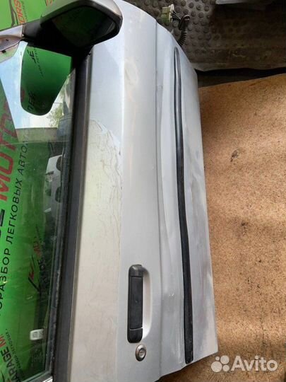 Дверь передняя правая Mazda Demio I (Dw3W) хэтчбек