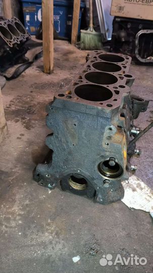 Блок двигателя 2.0 ABK