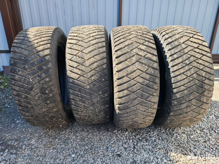 Goodyear Ultra Grip Ice Arctic 2 SUV 255/55 R18
