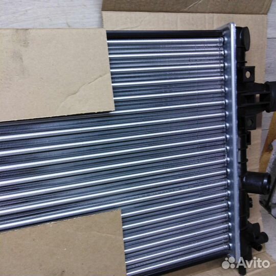 Радиатор основной opel astra h opel zafira b