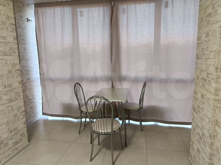 1-к. квартира, 38 м², 1/3 эт.