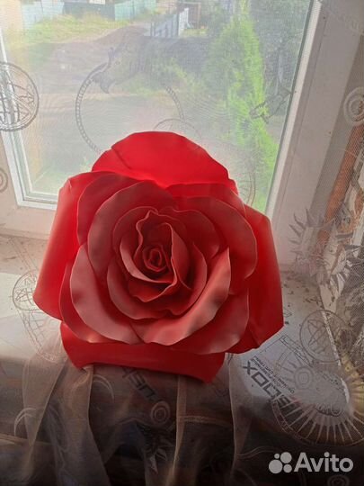 Розы из изолона