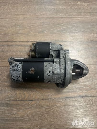 Стартер Bmw 523 E39 M52 1996