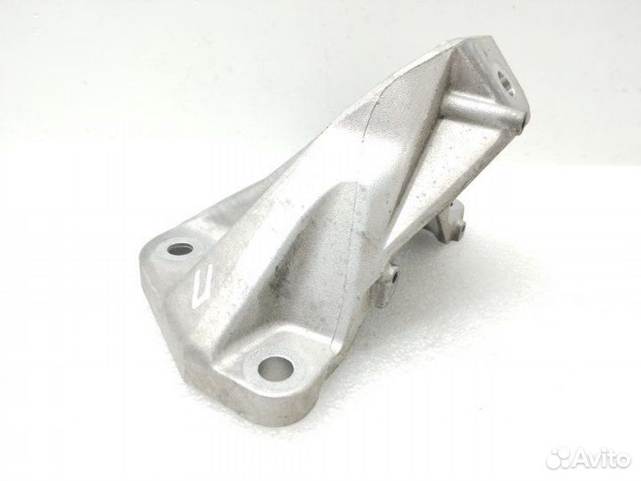 Кронштейн двигателя правый Bmw 5-Series F11 2.5