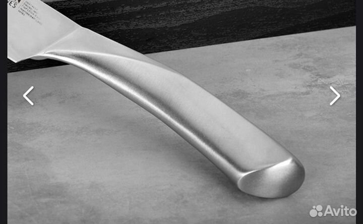 Профессиональный кухонный нож Сантоку