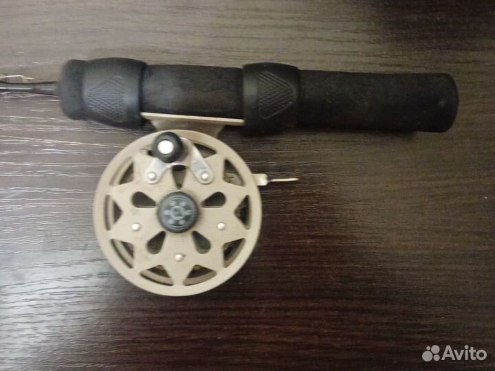 Зимняя удочка на судака