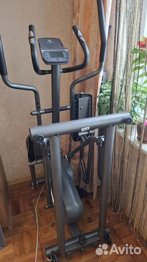 Эллиптический тренажер titanium One X30 AF
