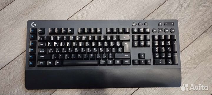 Беспроводная клавиатура Logitech g613