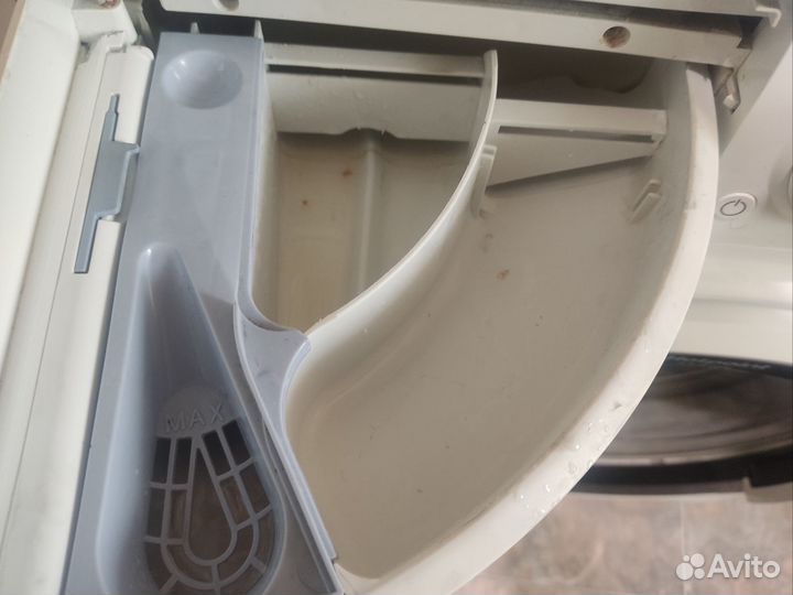 Стиральная машина Hotpoint Ariston на 6 кг