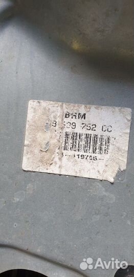 Стеклоподъёмник Volkswagen Passat B5