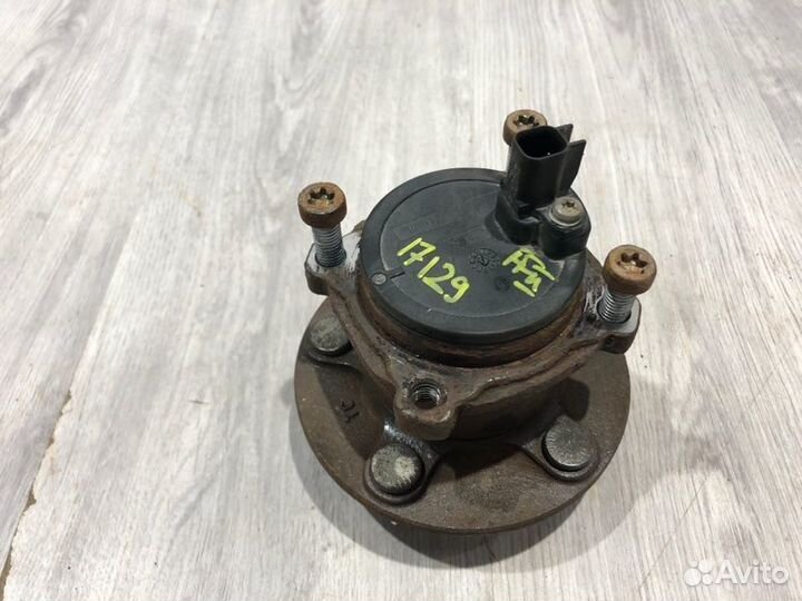 Ступица задняя Ford Focus седан qqdb 2007