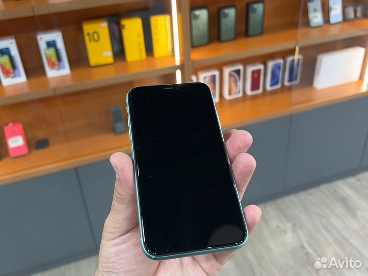iPhone 11, 64 ГБ