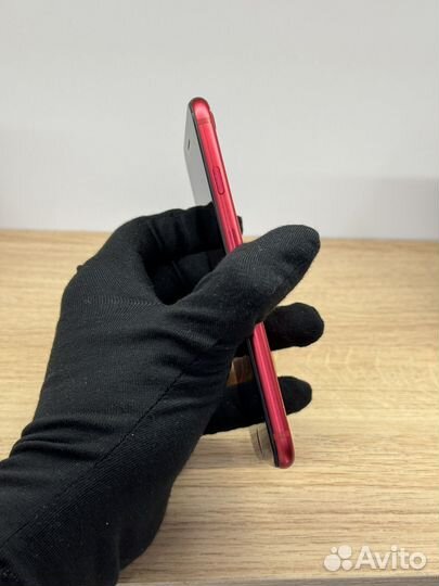 iPhone SE (2020), 64 ГБ