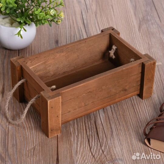 Кашпо для цветов деревянное