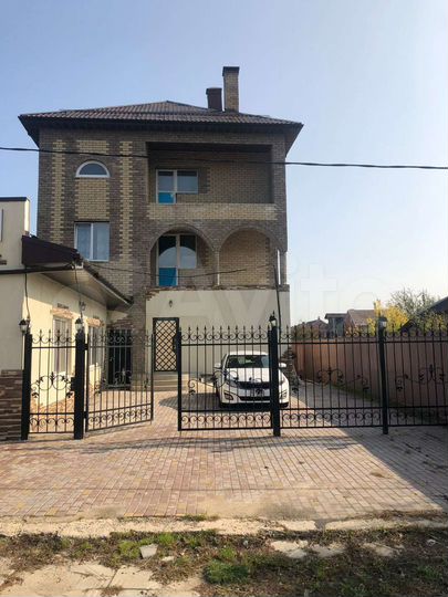 Свободного назначения, 240 м²