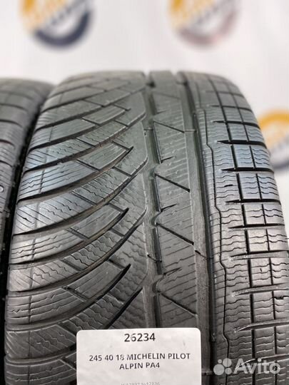 Michelin Pilot Alpin PA4 245/40 R18 94V