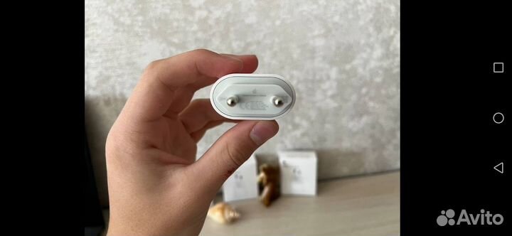 Зарядное устройство на iPhone 20w