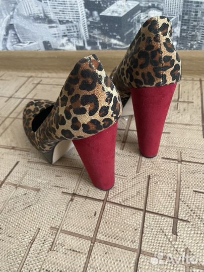 Туфли женские 39 размер