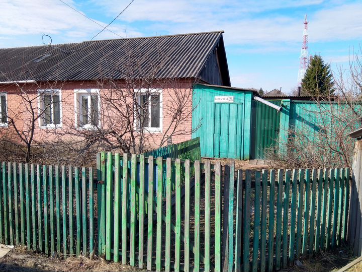 Дом 49 м² на участке 4 сот.