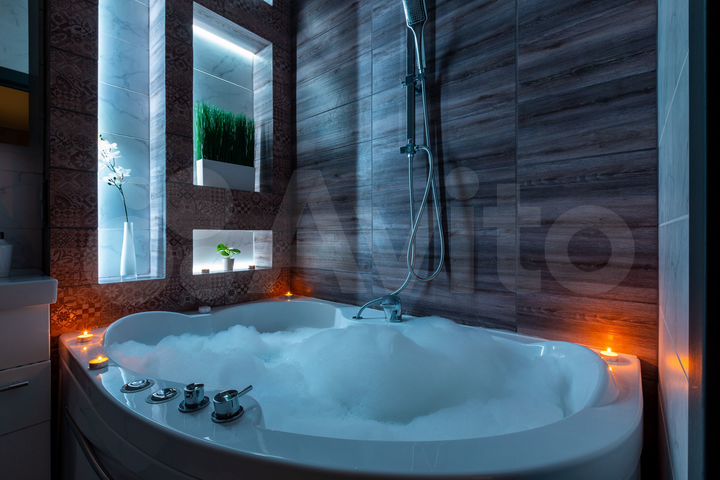 2-к. квартира, 60 м², 9/18 эт.