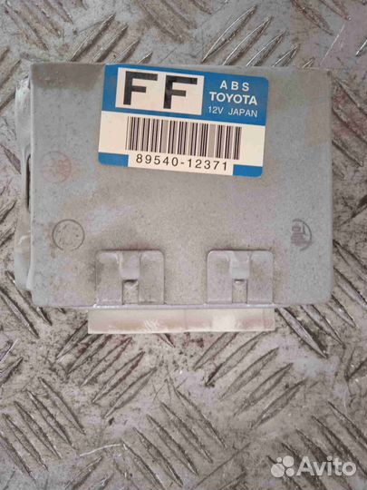 Блок управления abs Тойота Королла AE110