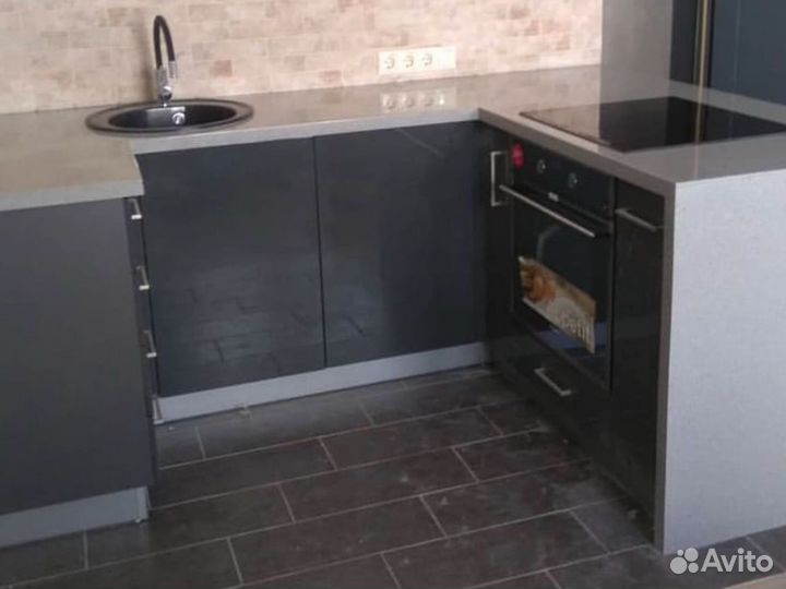 Столешница для кухни Staron Pebble 170х60