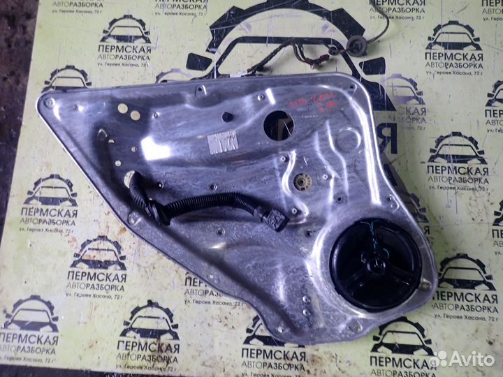 Стеклоподъемник З.Л Mercedes Benz W204 2007-2015