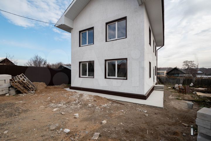 Коттедж 154 м² на участке 5,5 сот.