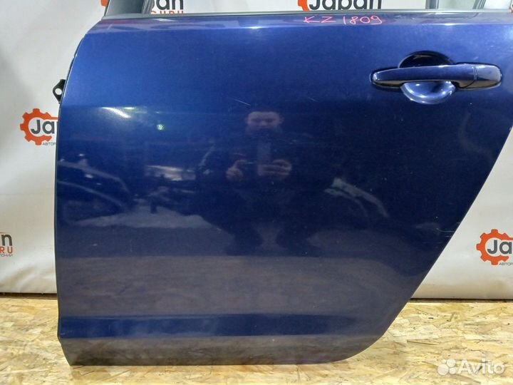 Дверь боковая задняя левая Mazda 3 BK седан LF