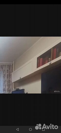 Полка настенная со стеклом