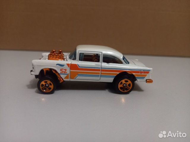 Модель Hotwheels White Chevy X1634 объявление продам