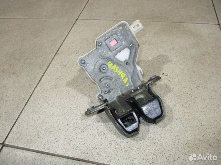 Замок багажника Nissan Qashqai (J11)