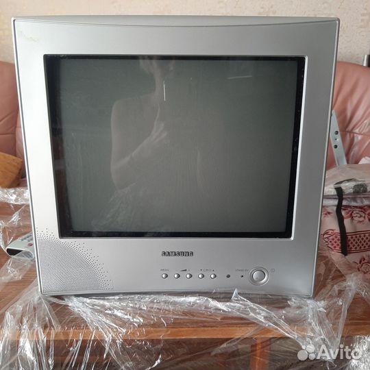 Телевизор samsung