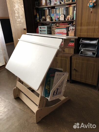 Стол конторка