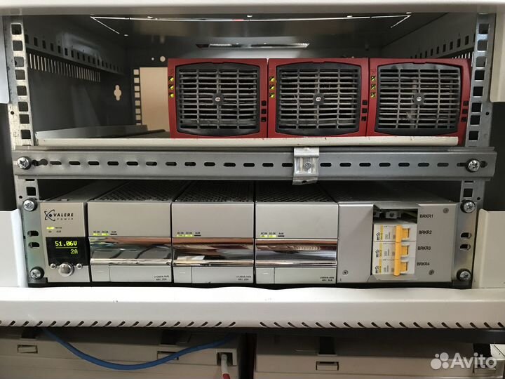 Источник бесперебойного питания