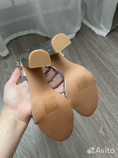 Босоножки 36