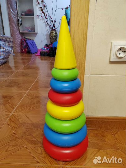 Пирамидка большая