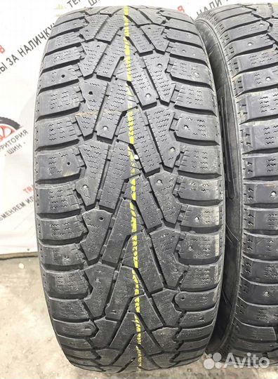 Pirelli Ice Zero 215/55 R17 98P