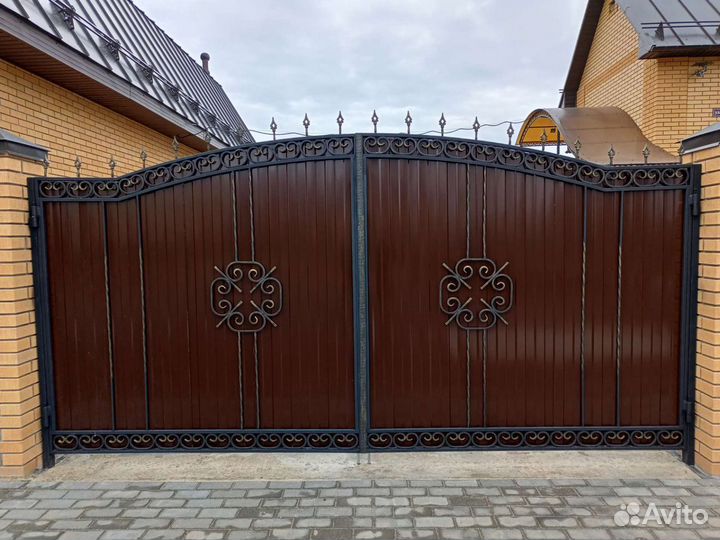 Ворота кованые