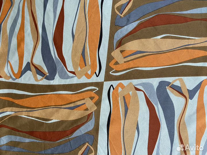 Платок шелковый женский