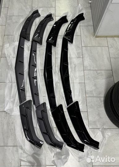 Сплитер на бампер geely monjaro карбон