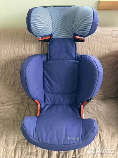 Детское кресло maxi cosi