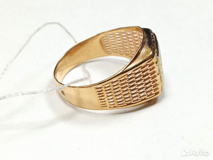 Золотое кольцо с камнем 21р
