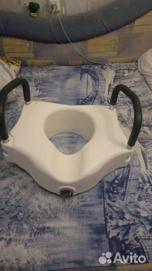 Насадка на унитаз