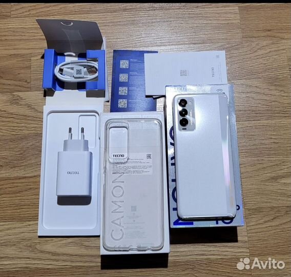 TECNO Camon 18P, 8/128 ГБ